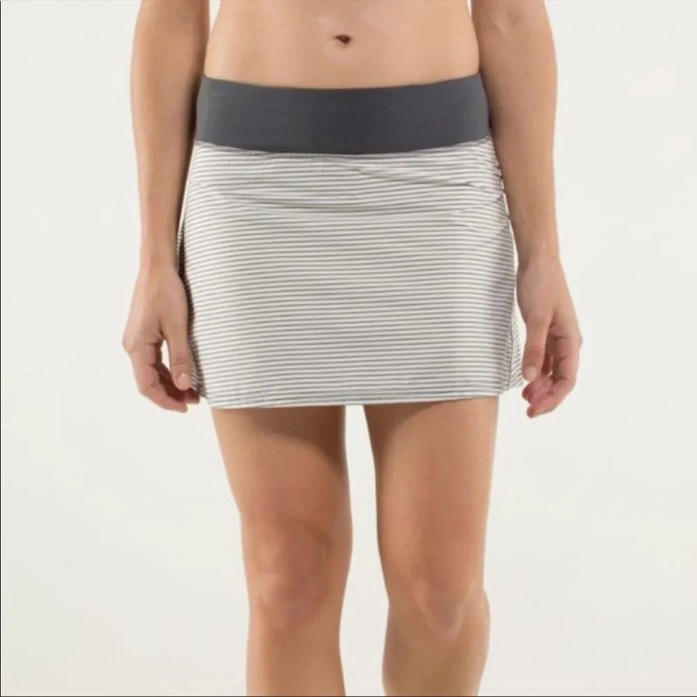 Lululemon Run Pace Setter Skirt size 6 Reg